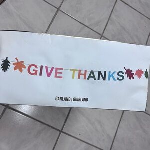 'GIVE THANKS' Multicolor Holiday Garland